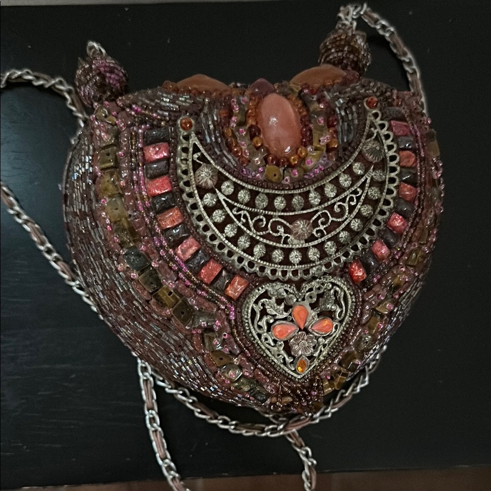 Embellished Heart-Shaped Evening Bag